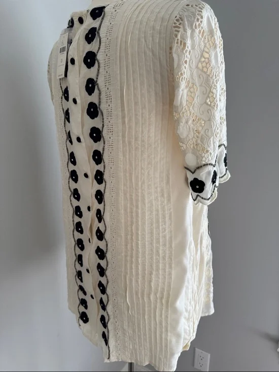 Floreat Anthropologie Tunic Blouse Top - Ivory/Black Floral Lace, Size 12 - Picture 6 of 11